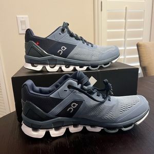 Women’s On Cloudace Running Shoe size 10